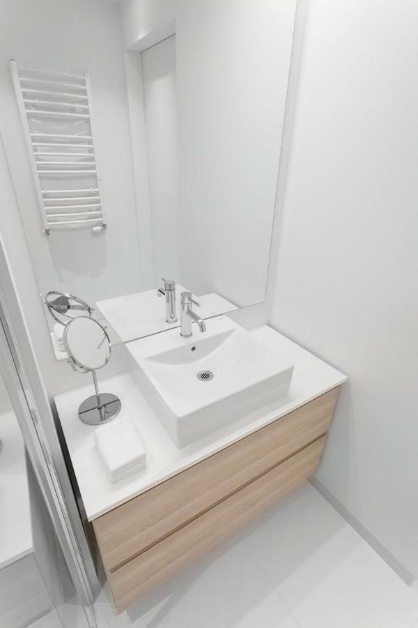 Viu Light Apartment Гданськ Екстер'єр фото
